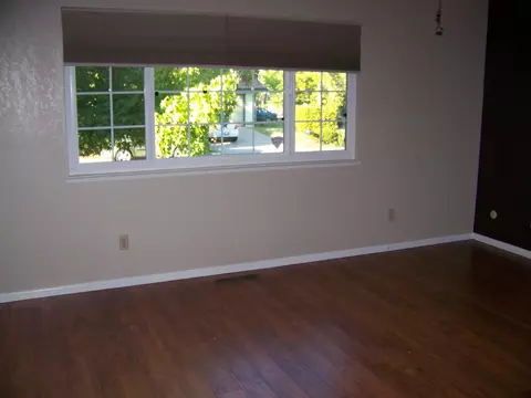 529 Estate St, Redding, CA 96002 photo 13