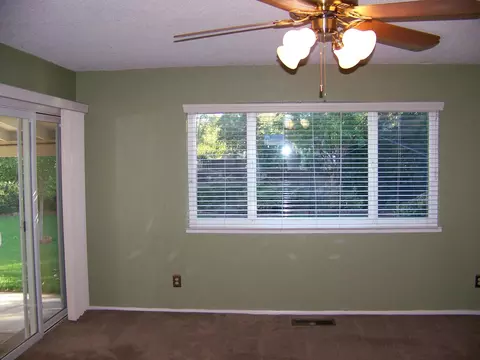 529 Estate St, Redding, CA 96002 photo 7