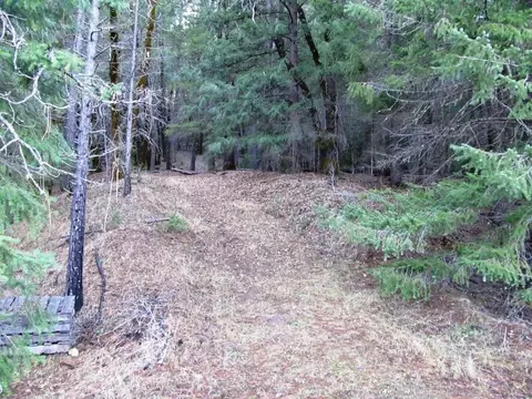 1190 Upriver Rd, Ruth, CA 95552 photo 3
