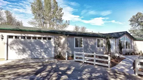 15658 Prospect Dr, Redding, CA 96001 photo 1