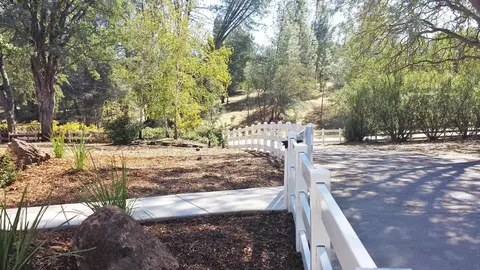 15658 Prospect Dr, Redding, CA 96001 photo 26