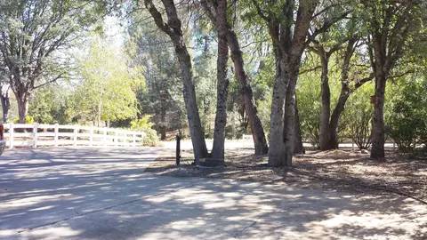 15658 Prospect Dr, Redding, CA 96001 photo 25