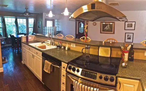 9940 Swasey Dr, Redding, CA 96001 photo 8