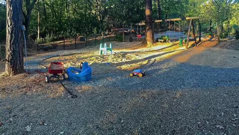 9940 Swasey Dr, Redding, CA 96001 photo 27