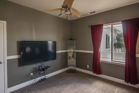 3255 Capricorn Way, Redding, CA 96002 photo 8