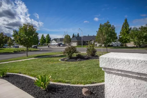 3255 Capricorn Way, Redding, CA 96002 photo 12