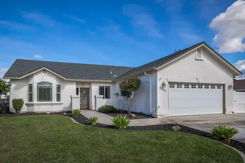 3255 Capricorn Way, Redding, CA 96002 photo 1