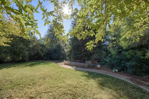 2313 Hawn Ave, Redding, CA 96002 photo 16