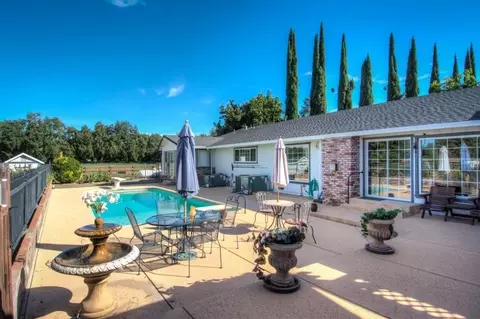 19960 Countryside Ln, Redding, CA 96002 photo 7