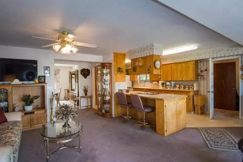 19960 Countryside Ln, Redding, CA 96002 photo 16