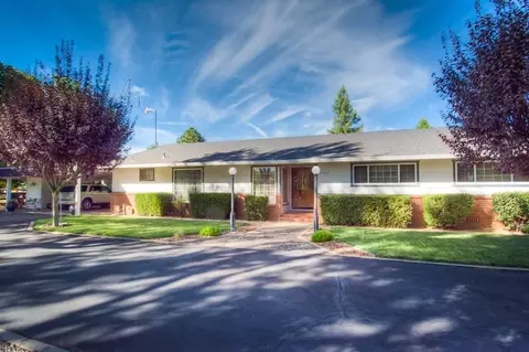 19960 Countryside Ln, Redding, CA 96002 photo 2