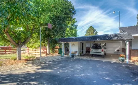 19960 Countryside Ln, Redding, CA 96002 photo 5