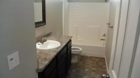 1151 Harpole, Redding, CA 96002 photo 11