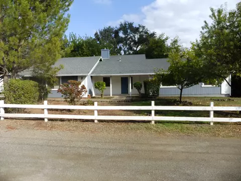 6595 Stoney Dr, Redding, CA 96002 photo 1