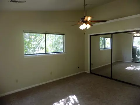6595 Stoney Dr, Redding, CA 96002 photo 12