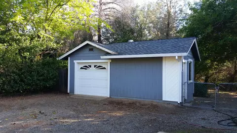 6595 Stoney Dr, Redding, CA 96002 photo 20