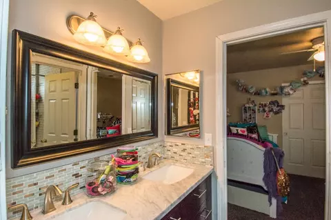 520 Chancellor Blvd, Redding, CA 96003 photo 31