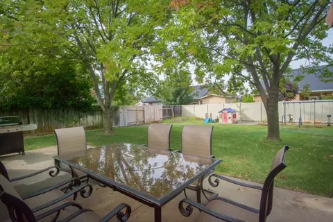 520 Chancellor Blvd, Redding, CA 96003 photo 35