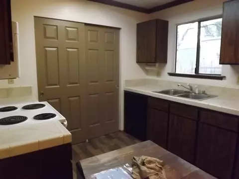 3432 Oasis Rd, Redding, CA 96003 photo 8