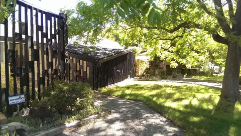 240 Oleander Cir, Redding, CA 96001 photo 2