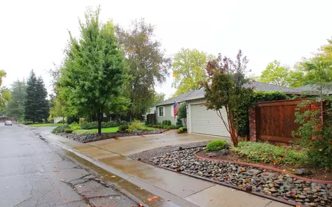 2284 Canal Dr, Redding, CA 96001 photo 31