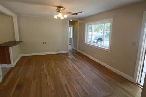 4569 Cedars Rd, Redding, CA 96001 photo 2