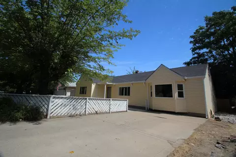 4569 Cedars Rd, Redding, CA 96001 photo 1