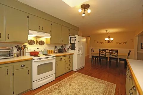 21212 Old Alturas Rd, Redding, CA 96003 photo 9