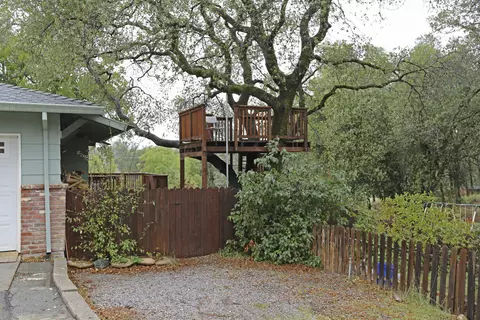 21212 Old Alturas Rd, Redding, CA 96003 photo 2