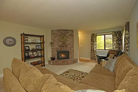 21212 Old Alturas Rd, Redding, CA 96003 photo 5