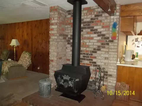 19535 Tunnel Rd, Redding, CA 96003 photo 3