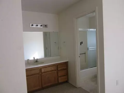 3381 Auburn Dr, Redding, CA 96003 photo 18