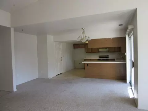 3381 Auburn Dr, Redding, CA 96003 photo 13