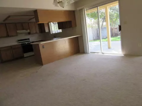 3381 Auburn Dr, Redding, CA 96003 photo 10