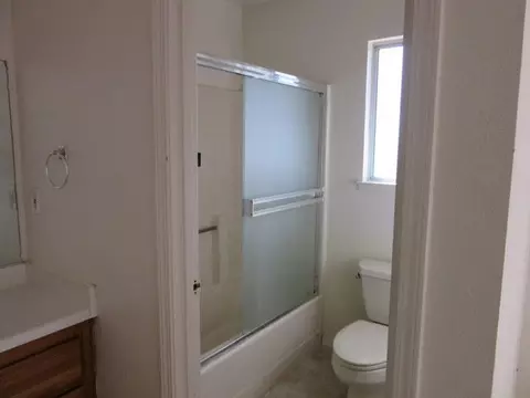3381 Auburn Dr, Redding, CA 96003 photo 19