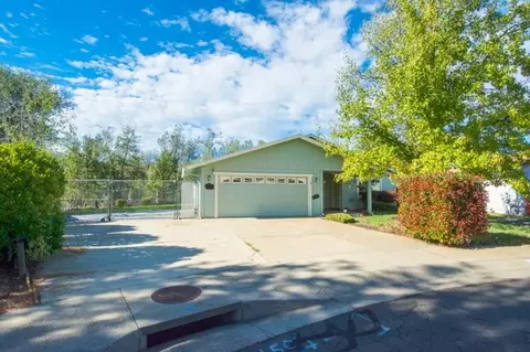 2134 Jessica Way, Redding, CA 96002 photo 4