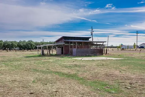 5391 Burton, Corning, CA 96021 photo 24