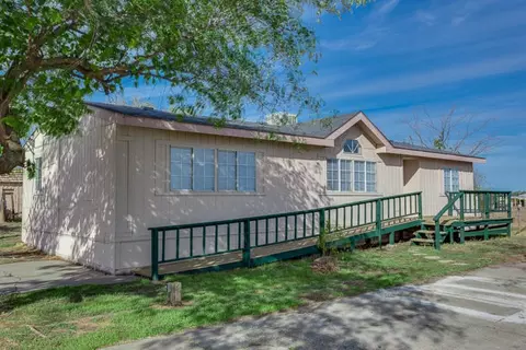 5391 Burton, Corning, CA 96021 photo 3