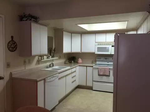1855 Del Mar Ave, Redding, CA 96003 photo 3