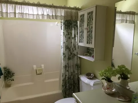 1855 Del Mar Ave, Redding, CA 96003 photo 8