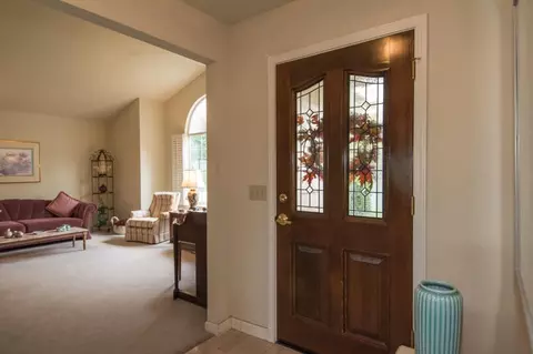3185 Pinot Path, Redding, CA 96001 photo 2