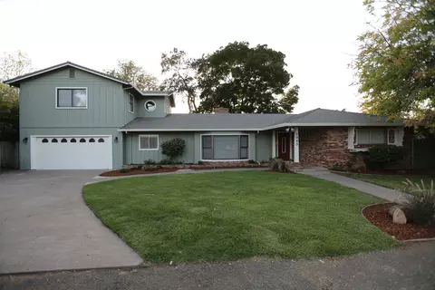 2945 Valentine Ln, Redding, CA 96001 photo 1