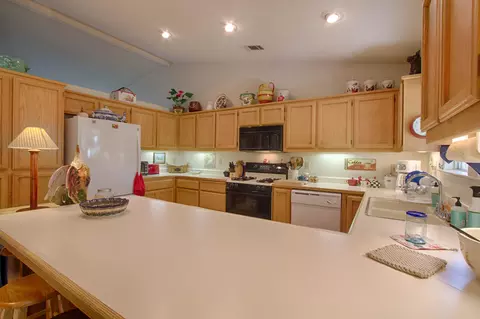3414 Billings Dr, Redding, CA 96002 photo 4