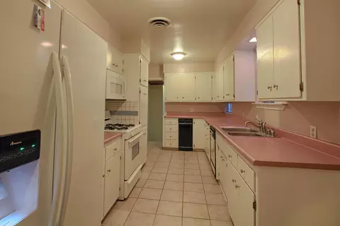21246 Shelly Ln, Anderson, CA 96007 photo 5