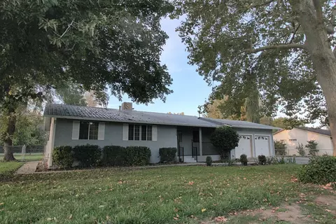 21246 Shelly Ln, Anderson, CA 96007 photo 1