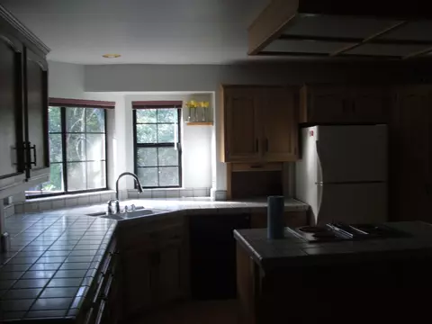 3143 Pinehaven Dr, Redding, CA 96003 photo 4