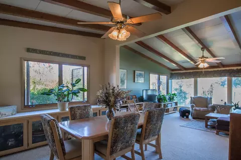 6601 Riverside Dr, Redding, CA 96001 photo 3