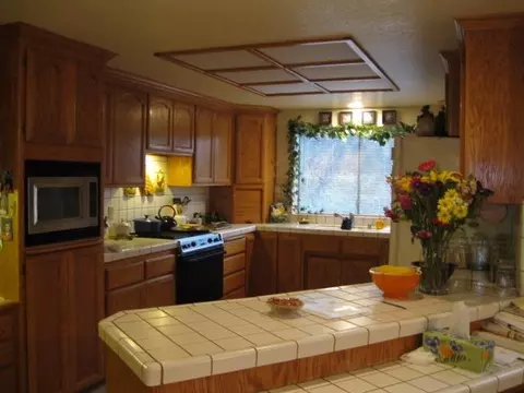 6709 Eastmont Dr, Redding, CA 96002 photo 3