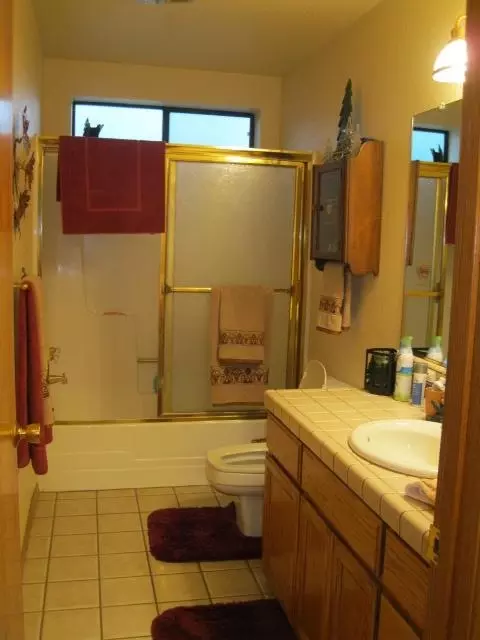 6709 Eastmont Dr, Redding, CA 96002 photo 9