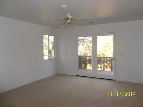 1065 Hillsdale Ct, Redding, CA 96003 photo 8